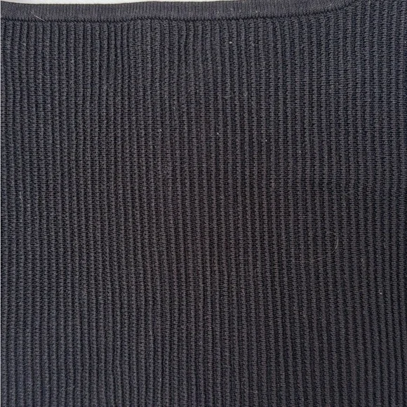 Babaton Black Ribbed Tank Top - Picture 2 of 3